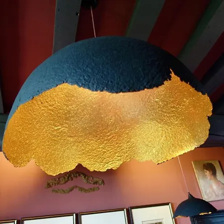 Le Jardin Des Triomphes Bed & Breakfast