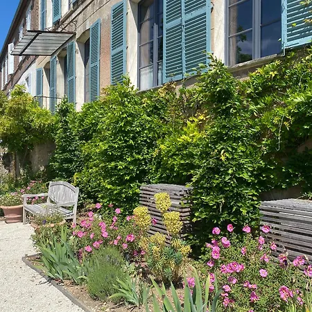 Bed & Breakfast Le Jardin Des Triomphes Ervy-le-Chatel