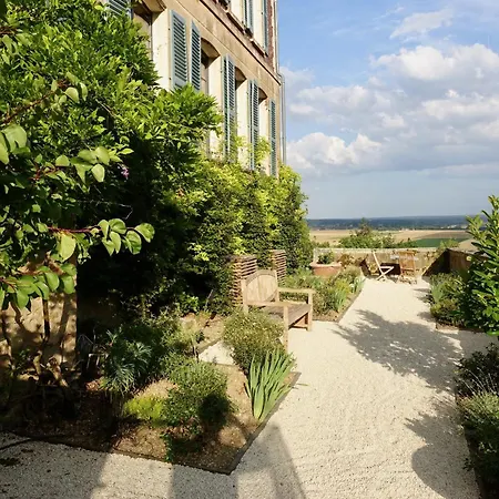 Bed & Breakfast Le Jardin Des Triomphes Ervy-le-Chatel