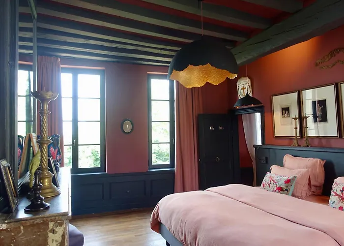 Le Jardin Des Triomphes Ervy-le-Chatel